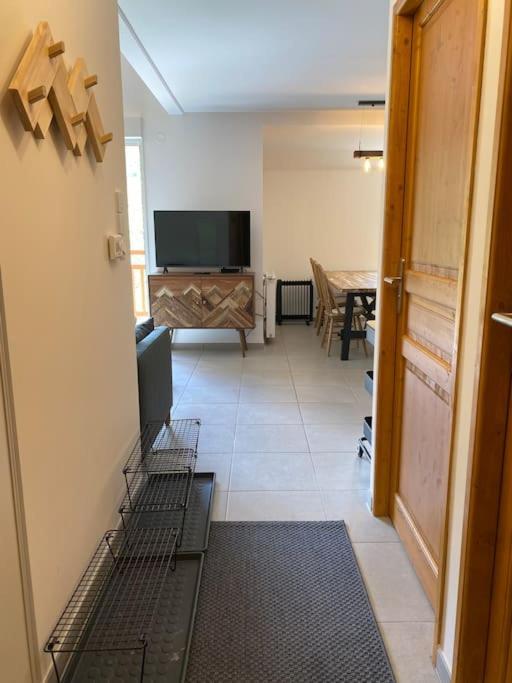 Charmant T4 Duplex Vue Montagne Loudenvielle Exterior photo